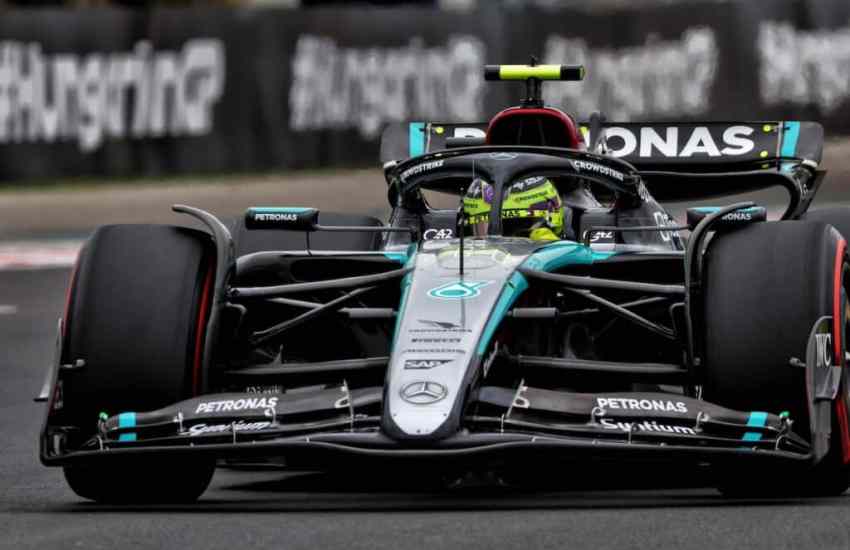 hamilton mercedes qualifiche ungheria f1 2024 1024x683 1