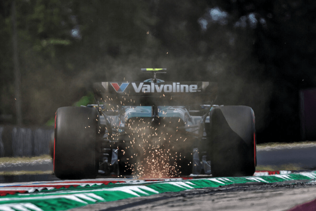 Nel Gran Premio d'Ungheria, una disputa sugli ordini di scuderia ha visto Lance Stroll rifiutare di seguire le istruzioni del team Aston Martin, contrariamente a quanto avvenuto in McLaren, dove Lando Norris ha accettato a malincuore di lasciar passare il suo compagno di squadra.