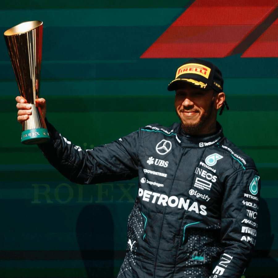 Lewis Hamilton ha conquistato una vittoria memorabile al Gran Premio del Belgio, sottolineando i notevoli miglioramenti apportati alla sua monoposto dopo una sessione di prove libere deludente venerdì.