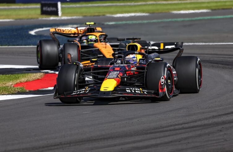 Le pagelle del GP di Gran Bretagna: Hamilton regna, bene Verstappen