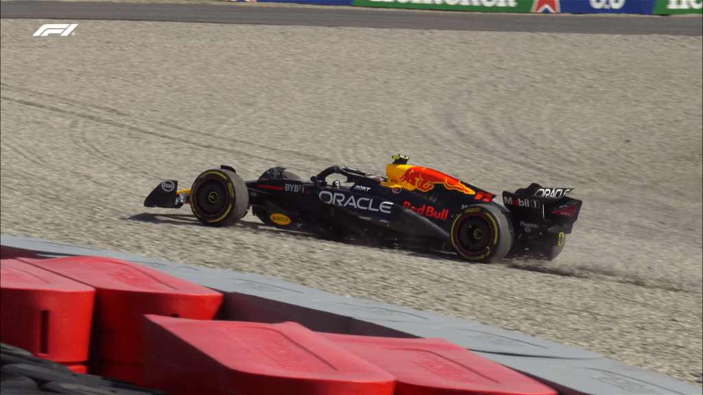 George Russell è il più veloce al termine della seconda sessione di prove libere a Zandvoort. Alle sue spalle Oscar Piastri e Lewis Hamilton. Quarta posizione per Lando Norris, poi Verstappen. Problemi per Sainz.