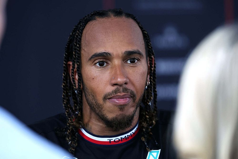lewis hamilton mercedes amg 1