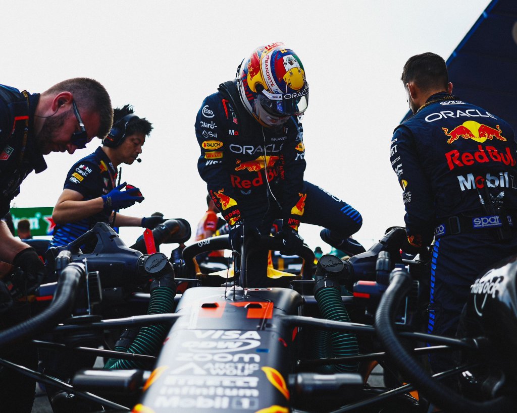 Il pilota messicano riflette sul futuro F1, ma fissa nuovi obiettivi. Nonostante avverta l’avvicinarsi del ritiro, Perez vuole ancora vincere.