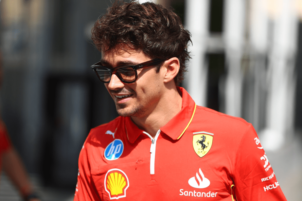 Alla vigilia del GP di Baku, Charles Leclerc preferisce calmare l'entusiasmo della vittoria a Monza anche se in una pista a lui favorevole