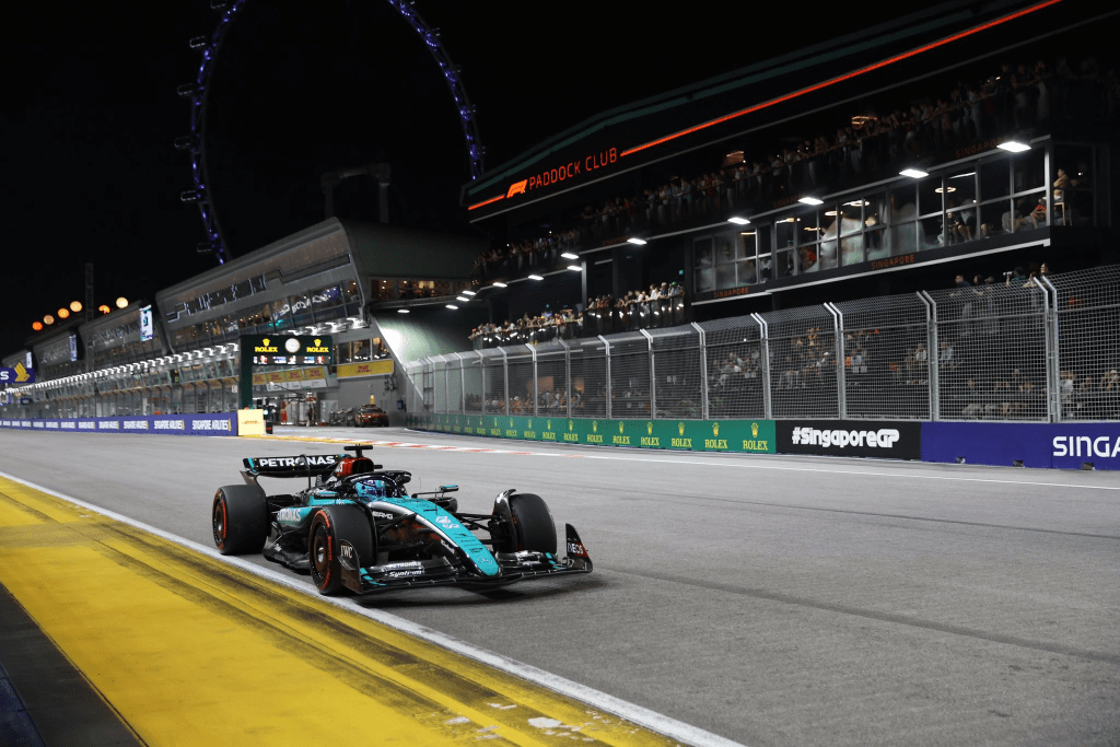 Il team principal della Mercedes, Toto Wolff, ha rivelato che Lewis Hamilton e George Russell hanno evitato gli impegni con i media dopo il Gran Premio di Singapore a causa delle loro condizioni fisiche.
