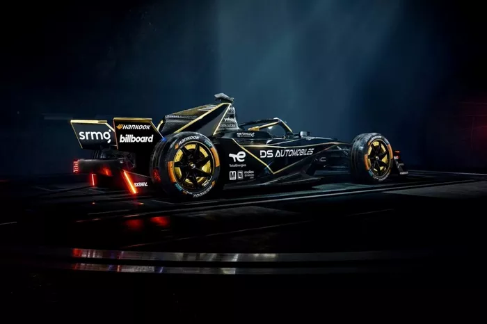 Presentata in mattinata la DS E-TENSE FE25, protagonista assoluto il nuovo powertrain con il quale il team punta ad affermarsi nella categoria.