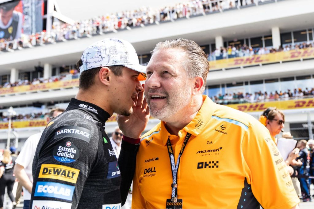 Zak Brown, CEO della McLaren, non ha digerito le dichiarazioni di Helmut Marko sulla salute mentale di Norris.
