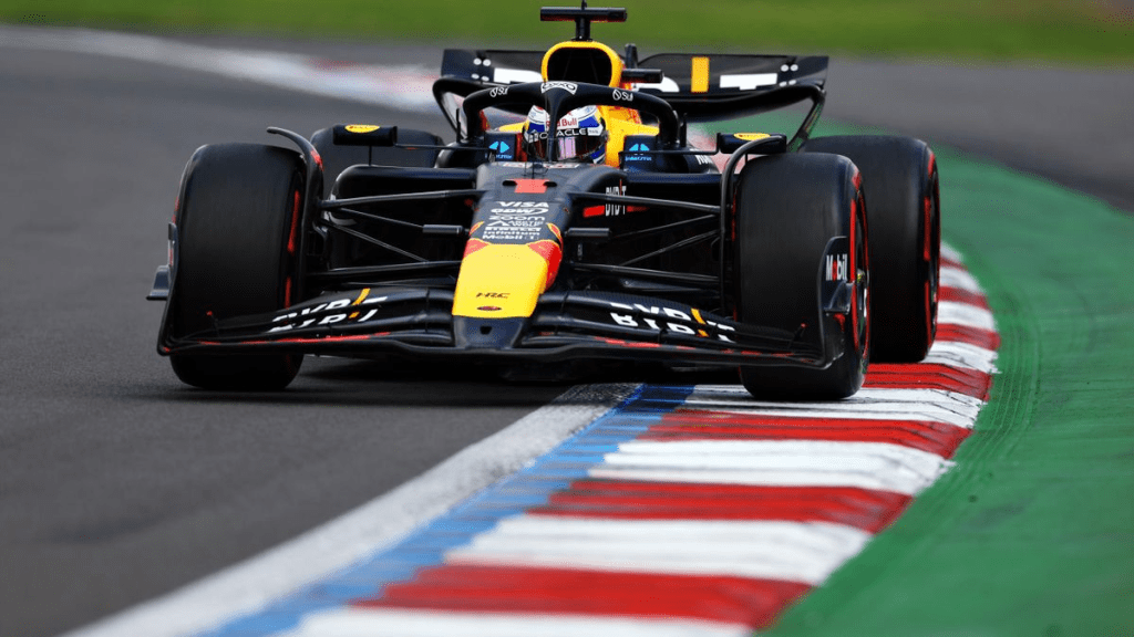 In Messico Verstappen scatterà in prima fila, nonostante i problemi.. Ma Helmut Marko non si dice sorpreso, anche se stupito da Norris. 
