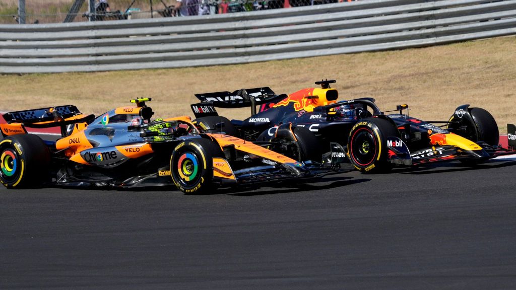 Verstappen-Norris in partenza