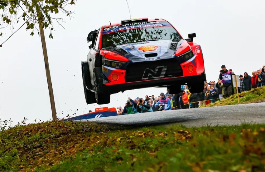 1020407241 LAT 20241018 3CMC3604