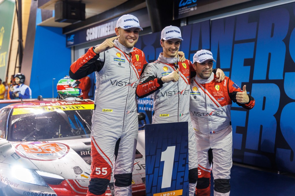 Sotto il caldo sole del Bahrain, la Ferrari 296 GT3 ha raggiunto l'apice alla 8h del Bahrain. Pilotata da Alessio Rovera, François Heriau e Simon Mann, la vettura del team Vista AF Corse ha conquistato la 8 Ore del Bahrain, conquistando una vittoria che ha messo in luce la superiorità della Rossa e la maestria del team.