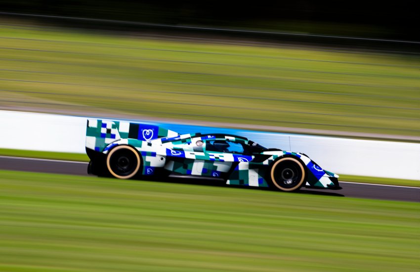 aston martin 1