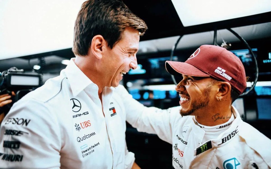 hamilton e toto back
