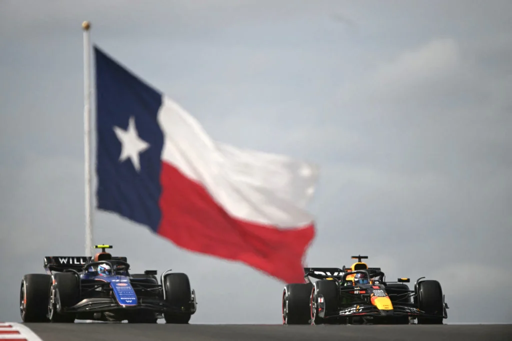 Max Verstappen ha definito "complicata" la situazione di Franco Colapinto, il giovane pilota argentino al centro di numerose speculazioni che lo collegano al team Red Bull. Colapinto, 21 anni, sta terminando la stagione di Formula 1 con Williams, dove ha preso il posto di Logan Sargeant. Tuttavia il suo futuro nella categoria regina resta incerto.