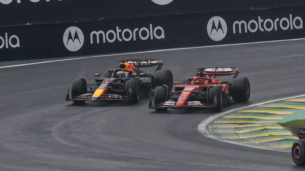 La FIA ha emesso una nuova direttiva tecnica per chiudere una scappatoia normativa che alcune squadre di Formula 1 stavano sfruttando per ridurre l’usura del plank sotto le loro monoposto. Questo cambiamento entrerà in vigore immediatamente, a partire dal Gran Premio di Las Vegas.