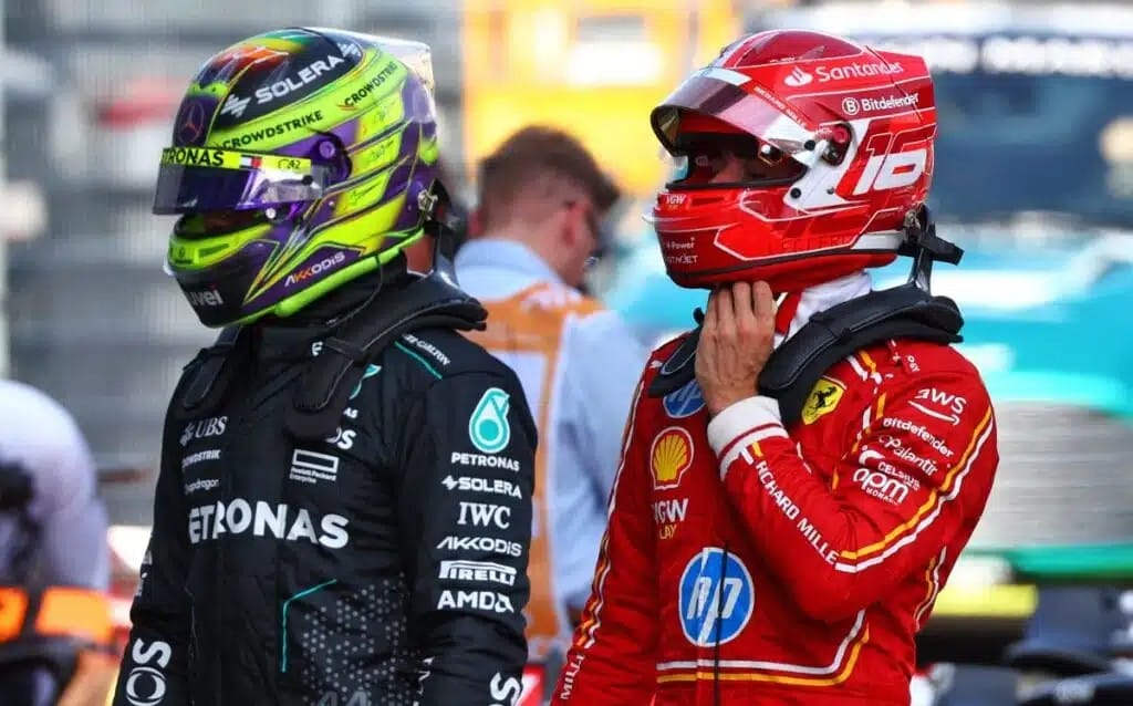 Lewis Hamilton ha dichiarato che avrebbe rifiutato la possibilità di esordire con la Ferrari durante i test post-stagione di Formula 1 ad Abu Dhabi, anche se Mercedes gli avesse concesso il permesso.