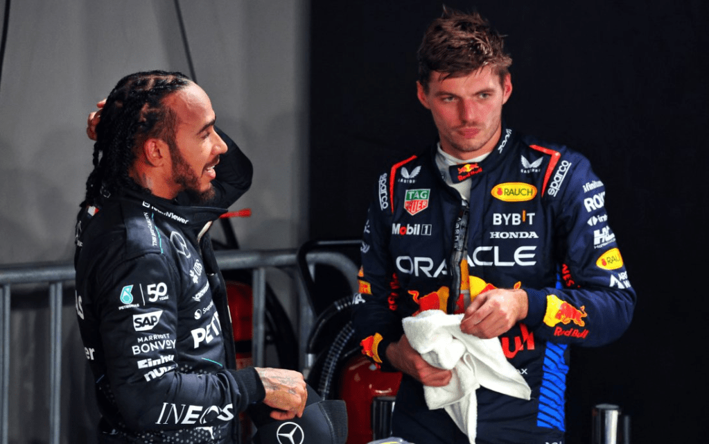 Il passaggio di Lewis Hamilton alla Ferrari sembra arrivare nel momento perfetto, stando alle parole di Christian Horner.