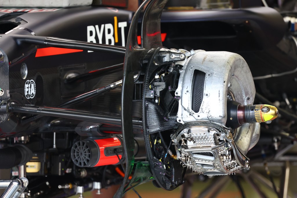 Brembo celebra un 2024 ricco di successi. Da Verstappen a Martin, passando per WRC e Formula E, l'azienda ha collezionato 69 titoli mondiali.