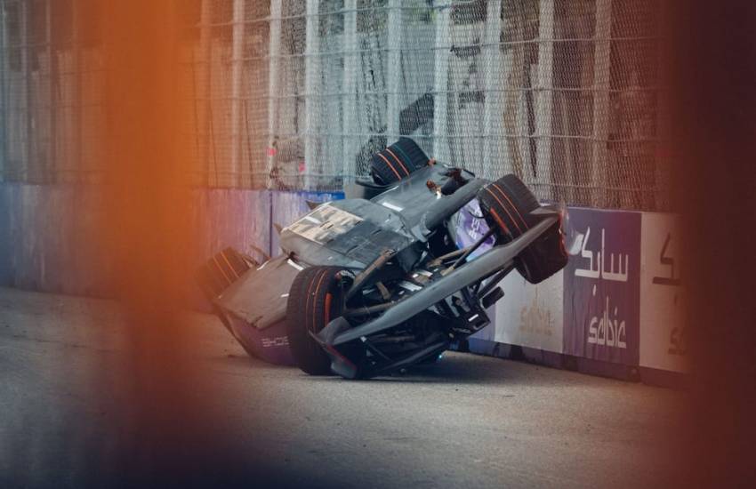 Spacesuit Media Paddy McGrath 517629 1