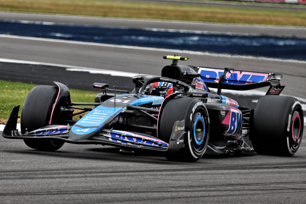 Un cambio nella line-up dei piloti è stato annunciato in vista del Gran Premio di Abu Dhabi, con Jack Doohan che farà il suo debutto in Formula 1 al volante dell'Alpine. 