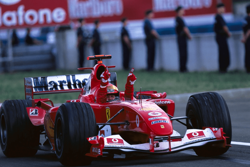 Schumacher alla guida della Ferrari F2004