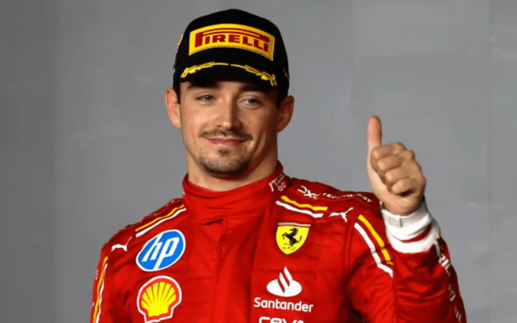 Nel mappazzone andato in scena a Losail, dietro ad un sontuoso Max Verstappen, che con la nona vittoria stagionale dimostra di non essere alla guida di una vera e propria cariola, dopo le parole del post Las Vegas, zitto zitto un impeccabile Leclerc termina al secondo posto.