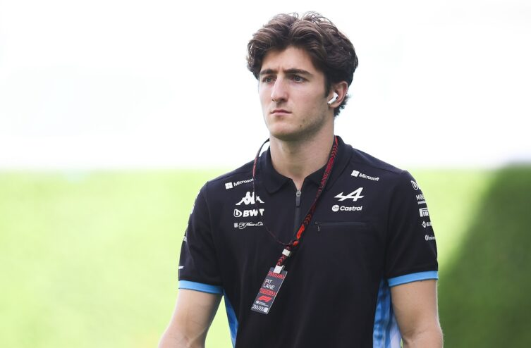 Il team Alpine si prepara a un 2025 carico di aspettative, ma la posizione di Jack Doohan sembra tutt'altro che solida.