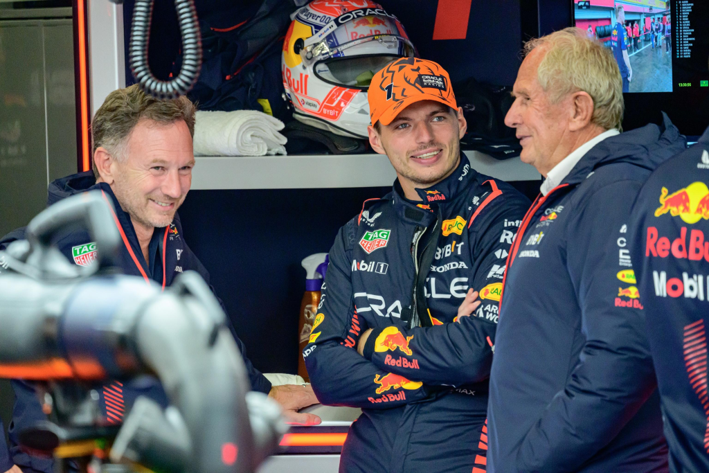 Helmut Marko elogia Max Verstappen ma per il 2025 Red Bull deve migliorare. Anche se, per lui, gli avversari si toglieranno punti a vicenda. 