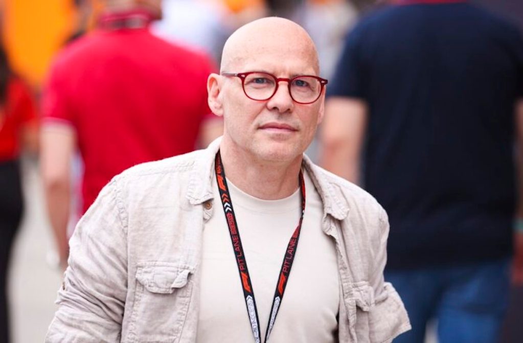 Mentre la stagione 2025 di Formula 1 si avvicina al giro di boa, il rendimento di Lewis Hamilton in Ferrari continua a essere uno dei temi più caldi del paddock.