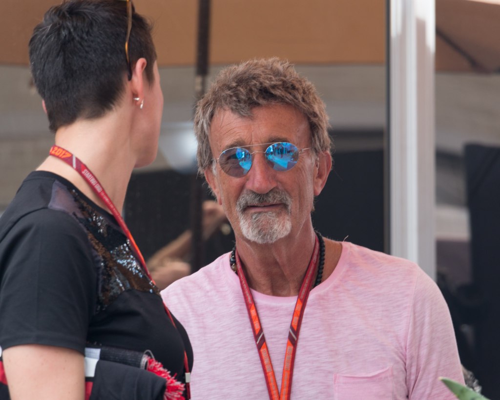 Eddie Jordan attacca la Ferrari: assurdo prendere Hamilton
