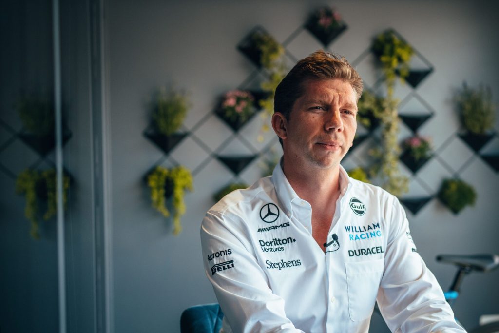 James Vowles a spada tratta in difesa di Mercedes: il team si è spinto al limite, ma è tutto legale. La FIA non dovrebbe penalizzare i team che osano