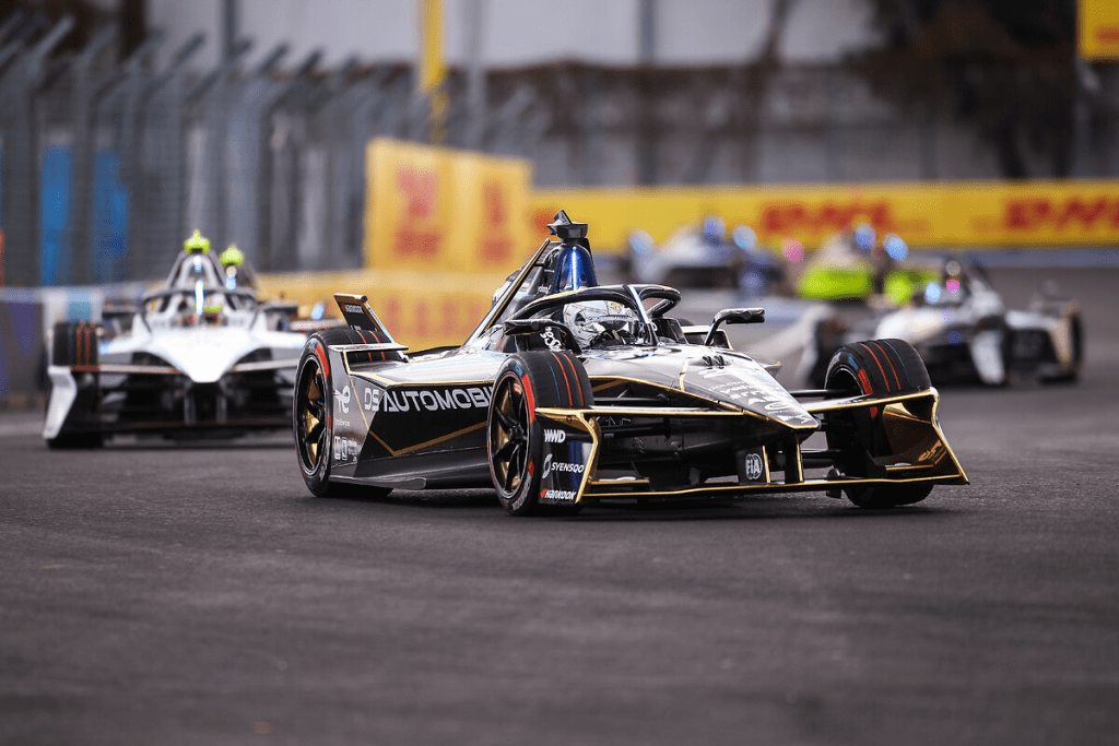 L'E-Prix di Città del Messico è stato positivo per DS Automobiles, che ha confermato la sua competitività e conquistato punti importanti.