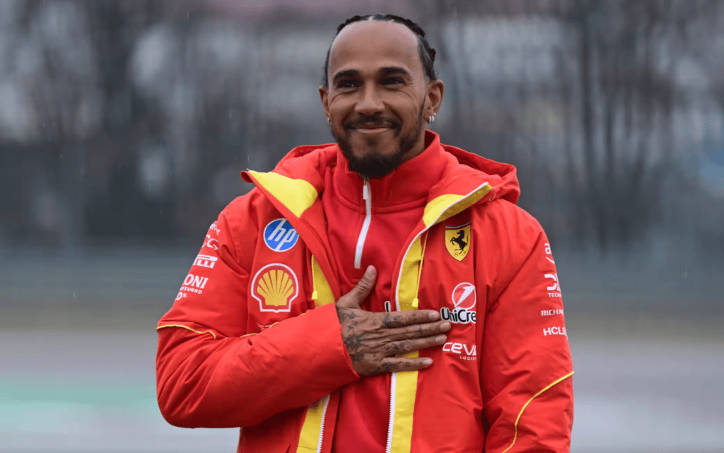 Johnny Herbert ha condiviso le sue previsioni per la stagione 2025 di F1, esprimendo il desiderio di vedere Lewis Hamilton conquistare un ottavo titolo mondiale, ma anche sottolineando il potenziale di McLaren e il fascino di un ritorno al successo per Ferrari.