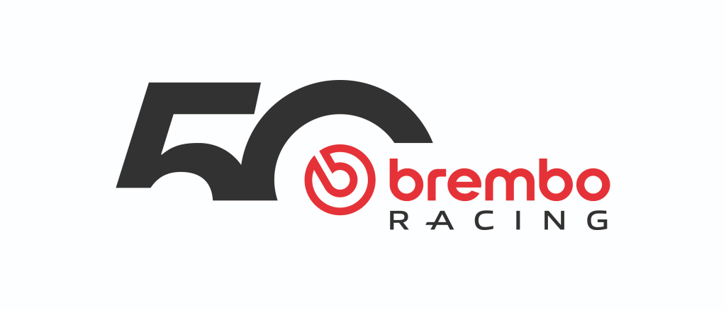 Dal debutto in Formula 1 con Ferrari alle vittorie storiche in MotoGP e a Le Mans, Brembo rende omaggio a 50 anni di traguardi tecnologici e sportivi nelle competizioni più prestigiose del mondo.