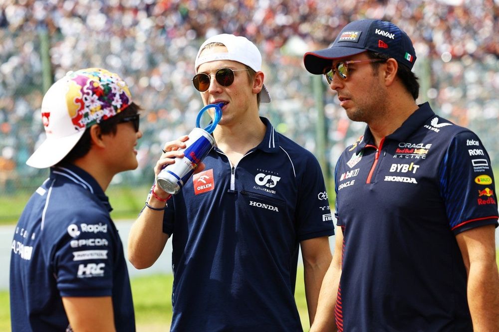 Il neozelandese debutterà nel team ufficiale Red Bull tra poche settimane. Lawson dovrà supportare il lavoro di squadra, ma anche dimostrare il proprio valore accanto al campione del mondo.