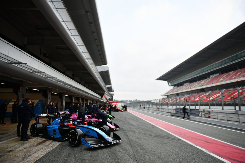La stagione di F3 è ufficialmente iniziata a Barcellona con i test pre-stagionali. Noel León ha fatto segnare il miglior tempo della giornata al volante della sua PREMA Racing, in 1:27.711 nel pomeriggio.