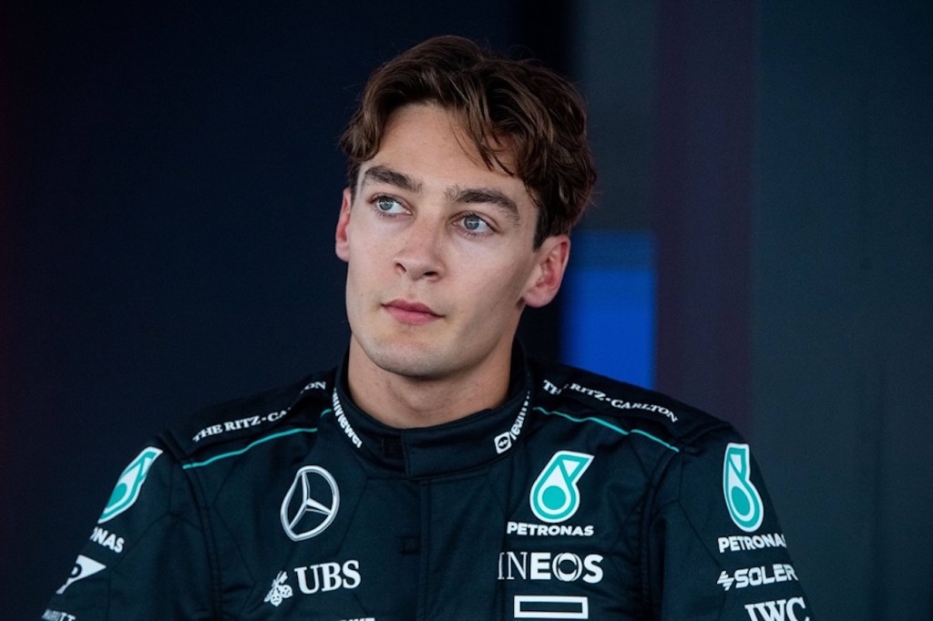 George Russell è salito inaspettatamente a podio in Azerbaijan, grazie a Perez e Sainz. Per il pilota inglese la fortuna di questo podio è la ricompensa degli sforzi del team.