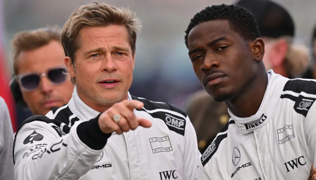 Dopo il grande successo al botteghino, F1: The Movie potrebbe non restare un caso isolato: il produttore Jerry Bruckheimer ha infatti confermato che sono già in corso le prime discussioni con Lewis Hamilton per dare vita a un possibile sequel.