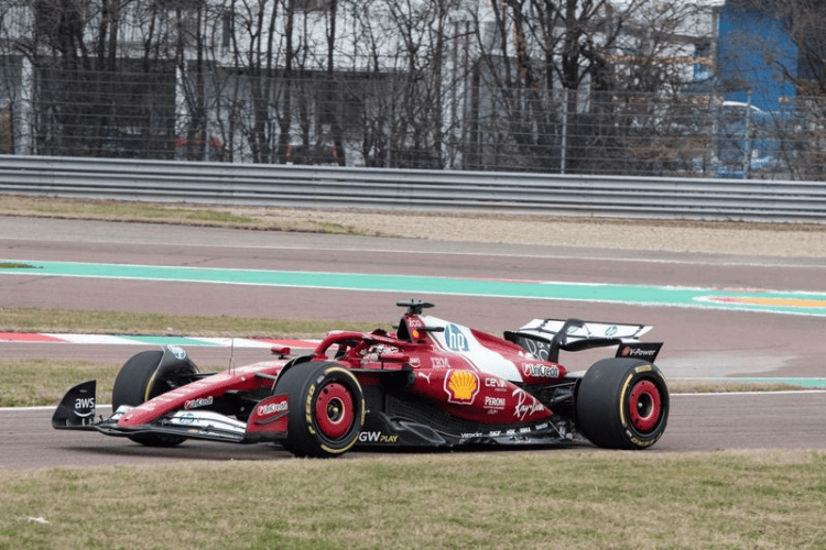 Leclerc pronto ad affrontare "una delle più grandi sfide" della sua carriera 