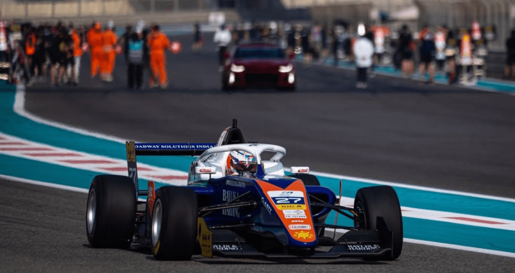 Le due sessioni di qualifica del FR Middle East hanno offerto spettacolo e colpi di scena, con Evan Giltaire e Ugo Ugochukwu protagonisti assoluti nella lotta per la pole position.