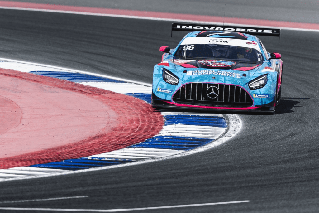 Algarve Pro Racing e l’Oreca 07 n°25 di Malthe Jakobsen, Valerio Rinicella e Michael Jensen conquistano la loro seconda vittoria consecutiva nell’Asian Le Mans Series, dopo aver dominato la prima gara delle 4 Ore di Dubai disputata questo sabato.