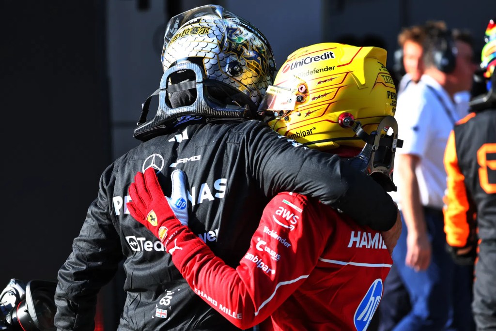 Russell con Hamilton