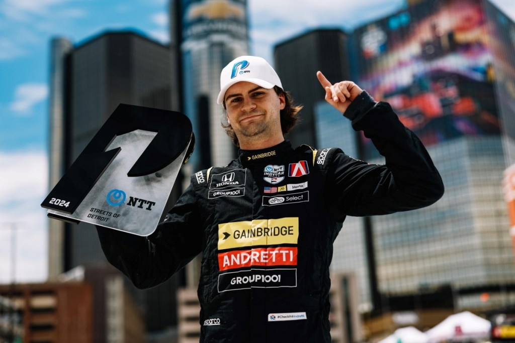 Cadillac prepara il debutto in Formula 1 nel 2026 e valuta attentamente i piloti per il suo team, con Zhou Guanyu e Colton Herta tra i principali candidati.