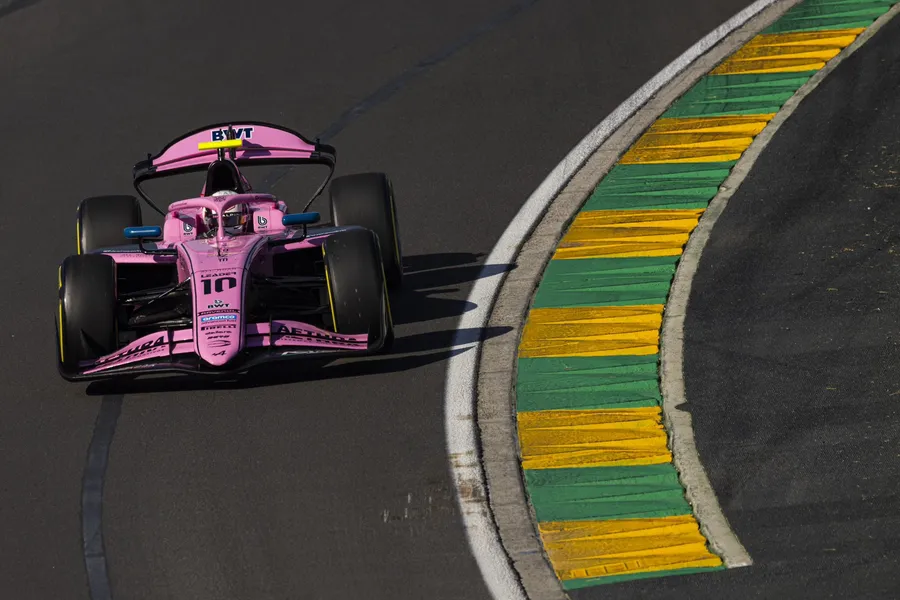 Dopo un 2024 complicato, Prema è tornata al vertice in Formula 2, e Gabriele Mini non è rimasto sorpreso dal passo mostrato dalla squadra nel primo weekend della stagione 2025.