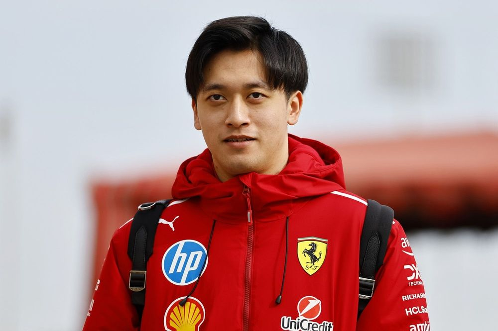Il ritorno della Formula 1 in Cina rappresenta un momento speciale per Guanyu Zhou, primo pilota cinese nella storia della categoria. Lo Shanghai International Circuit, che ospiterà il Gran Premio, è una pista con caratteristiche uniche e una storia affascinante.