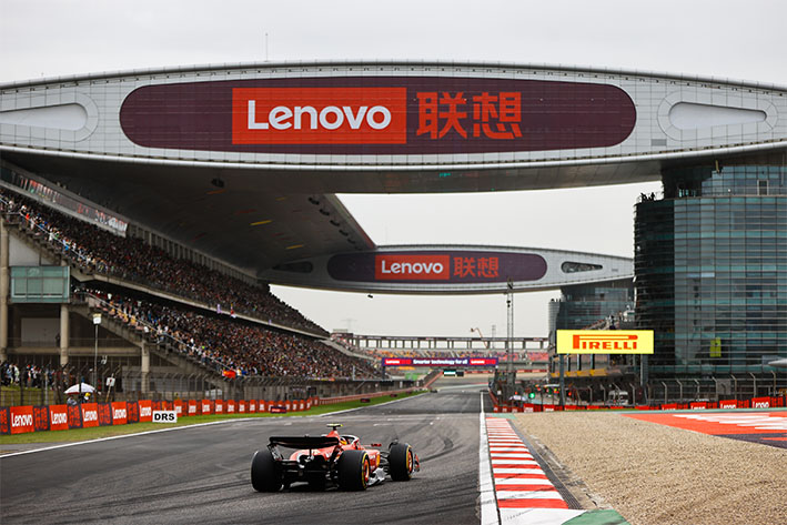 La FIA ha deciso di modificare una delle due zone DRS di Shangai per incrementare le opportunità di sorpasso.