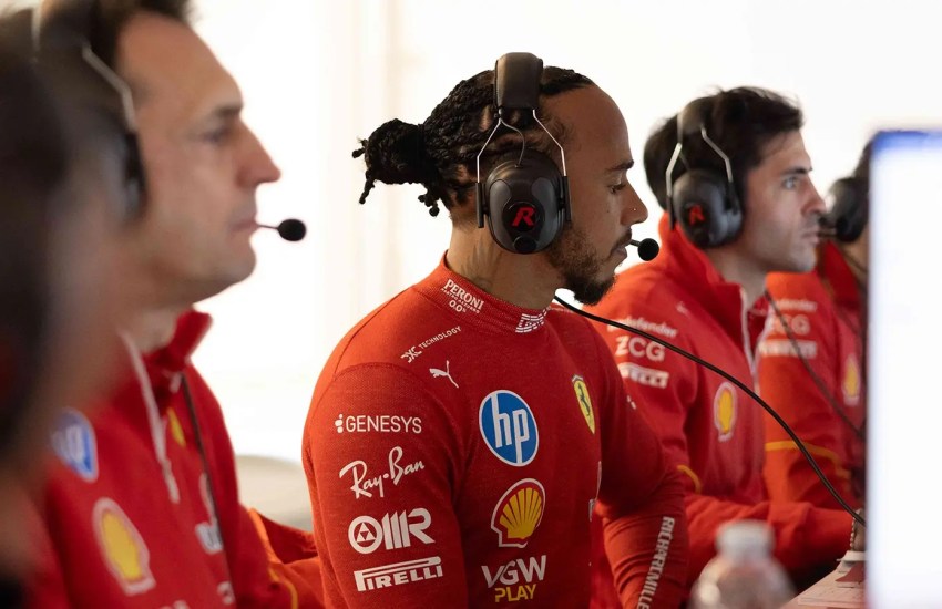 Il Gran Premio d'Australia 2025 ha segnato l'inizio di una nuova era per Lewis Hamilton, al suo debutto con la Scuderia Ferrari. Tuttavia, la gara non è andata come sperato, con Hamilton che ha concluso in decima posizione, due posti dietro al compagno di squadra Charles Leclerc.