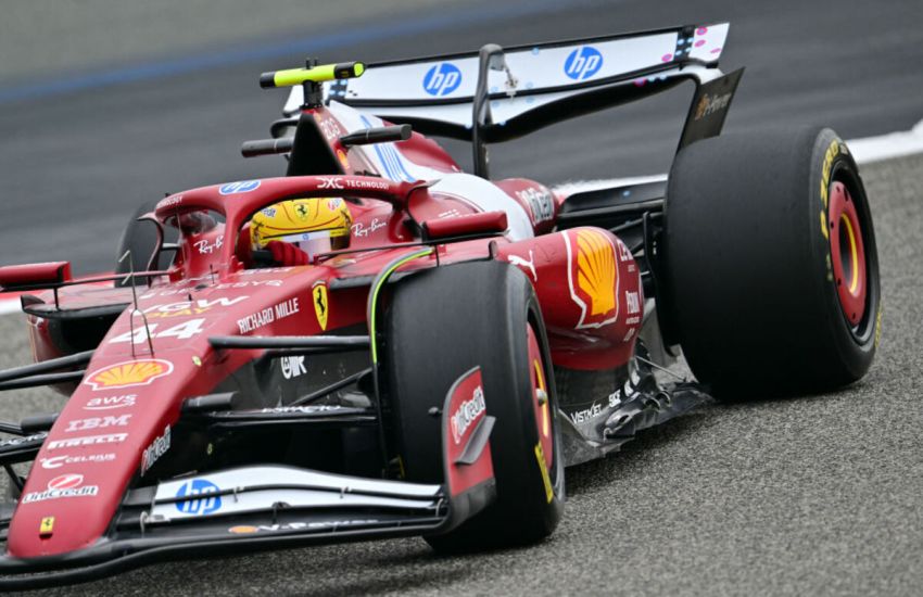 Lewis Hamilton ha concluso i test pre-stagionali con un sorriso, nonostante alcune difficoltà legate al meteo e a una breve interruzione del programma.
