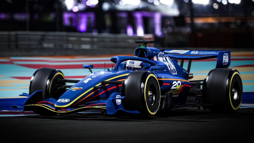 Adrian Newey, ora managing technical partner di Aston Martin Racing dopo l’uscita da Red Bull, ha condiviso le sue prime impressioni sul regolamento tecnico che entrerà in vigore in Formula 1 nel 2026.