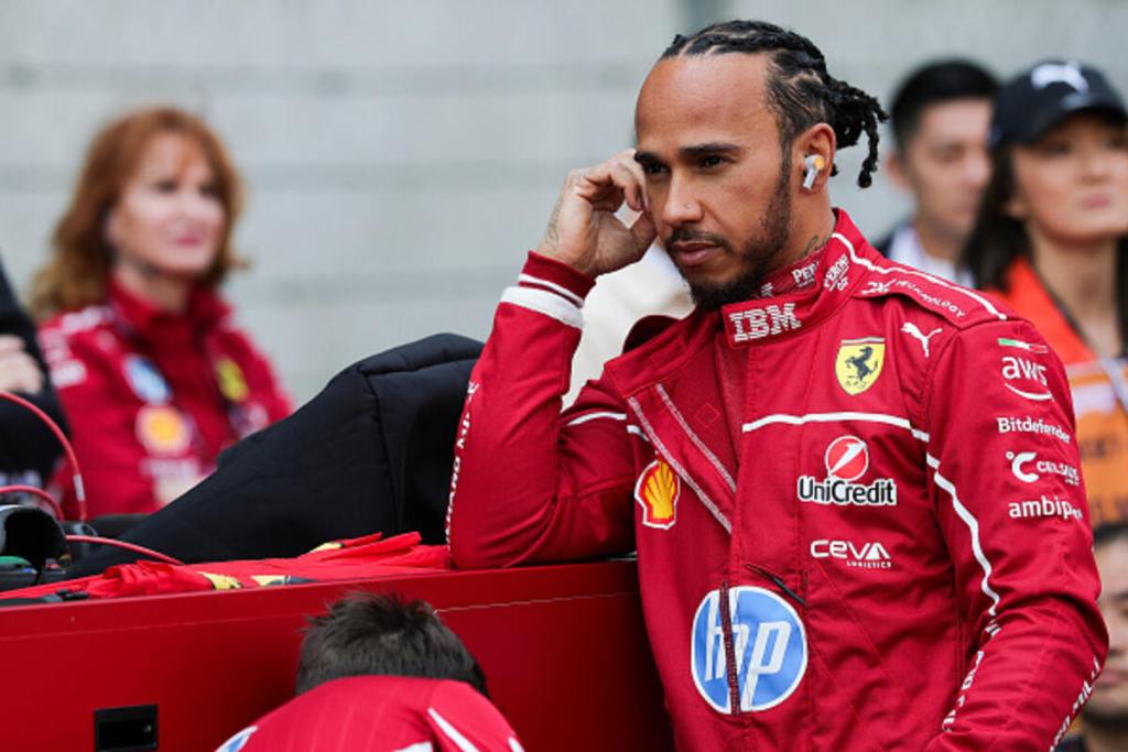 Luigi Mazzola, ingegnere ed ex membro del team di Maranello, non ha dubbi: la SF-25 soffre di problemi strutturali profondi. La trasferta di Suzuka ha confermato tutte le criticità della monoposto, con un quarto posto per Charles Leclerc e un settimo per Lewis Hamilton che non bastano a nascondere le difficoltà di una Ferrari che continua a non convincere.